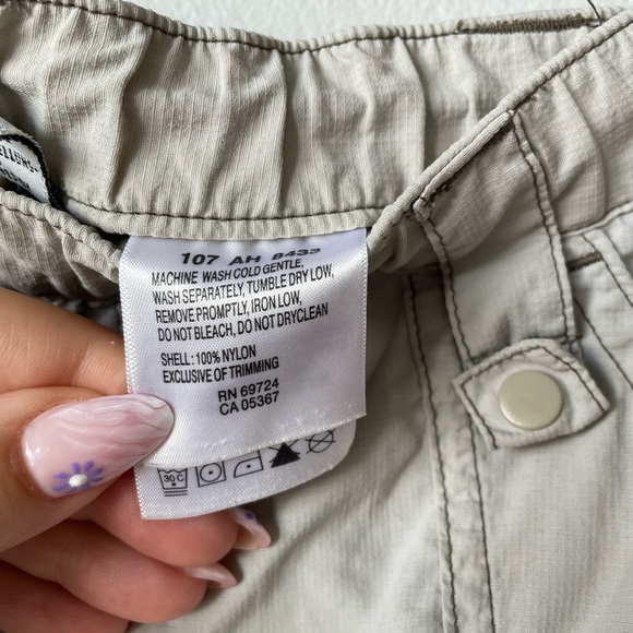 Columbia Convertible Cargo Pants Size 5/6 - Picture 12 of 13